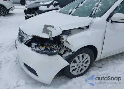 2011 Kia Forte Ex z USA, uszkodzony, nr VIN KNAFU4A21B5464746